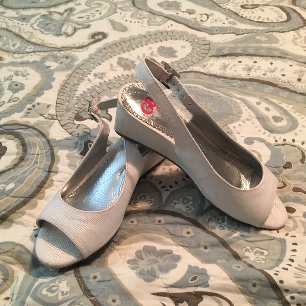 Girls wedge shoes